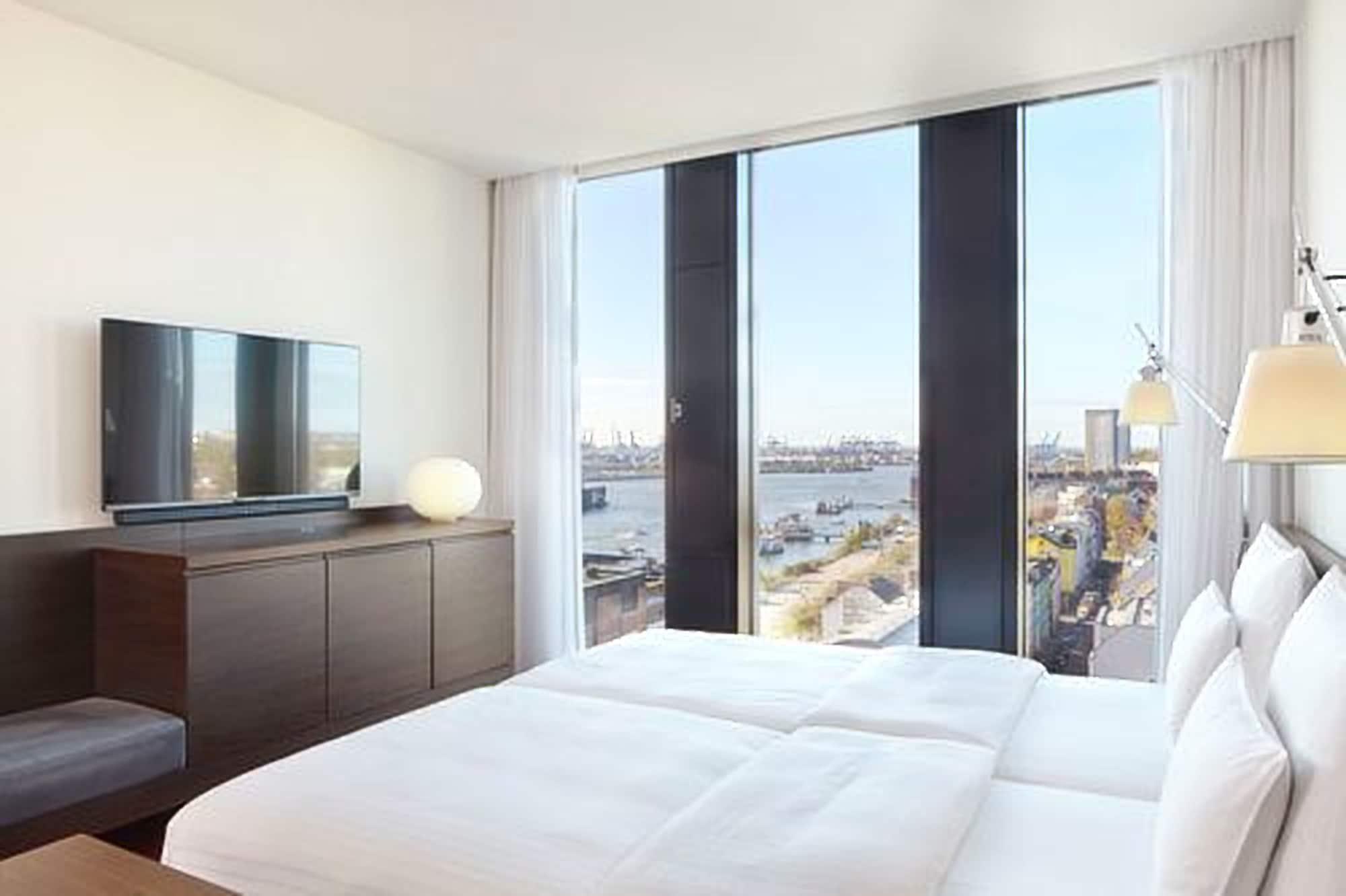 Empire Riverside Hotel Hamburg Exterior photo