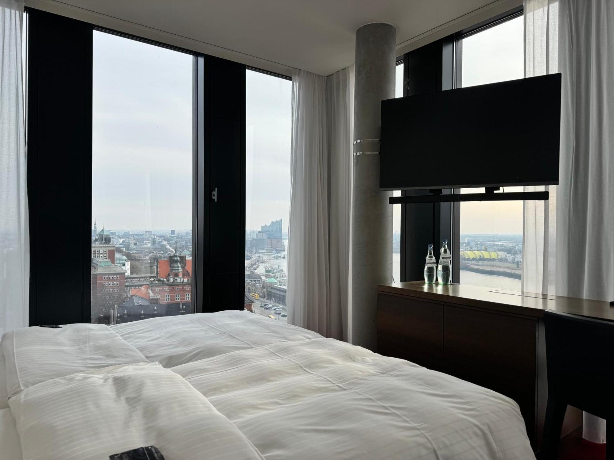 Empire Riverside Hotel Hamburg Exterior photo